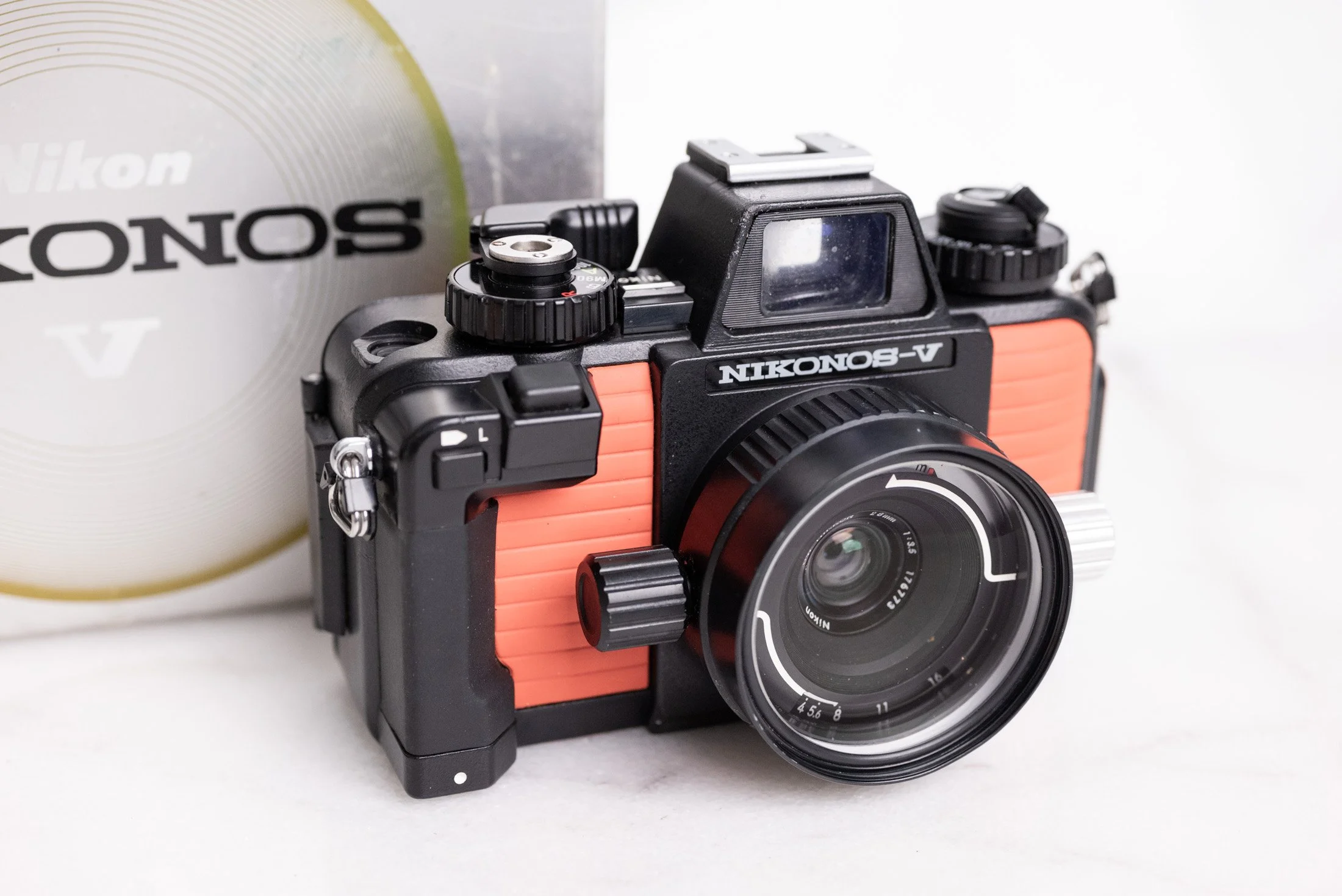 Nikon Nikonos V Underwater Dive Camera with Nikkor 28mm F/3.5